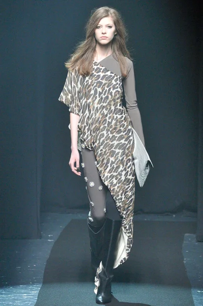 Look 13